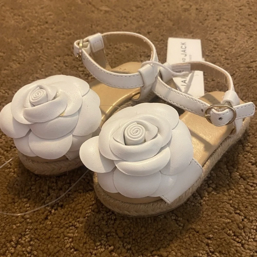 Janie & Jack Girls White Sandals Adjustable New Size 5 🌷